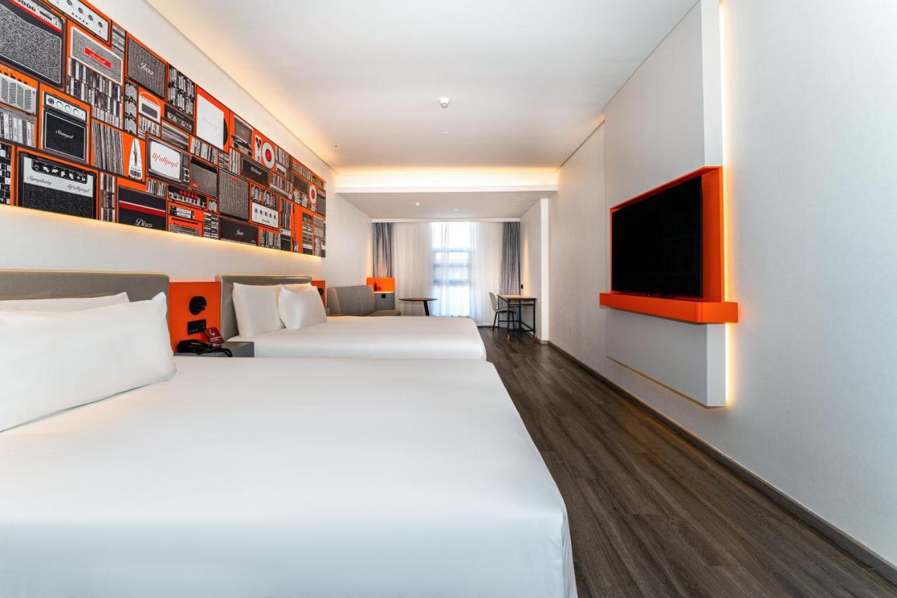 Ibis Styles Hotel - 260M From Guangji Street Subway Station 西安 外观 照片