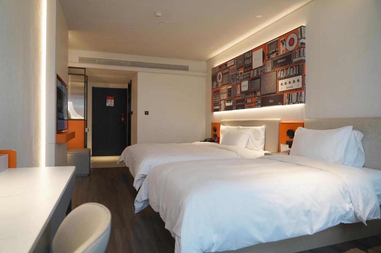Ibis Styles Hotel - 260M From Guangji Street Subway Station 西安 外观 照片